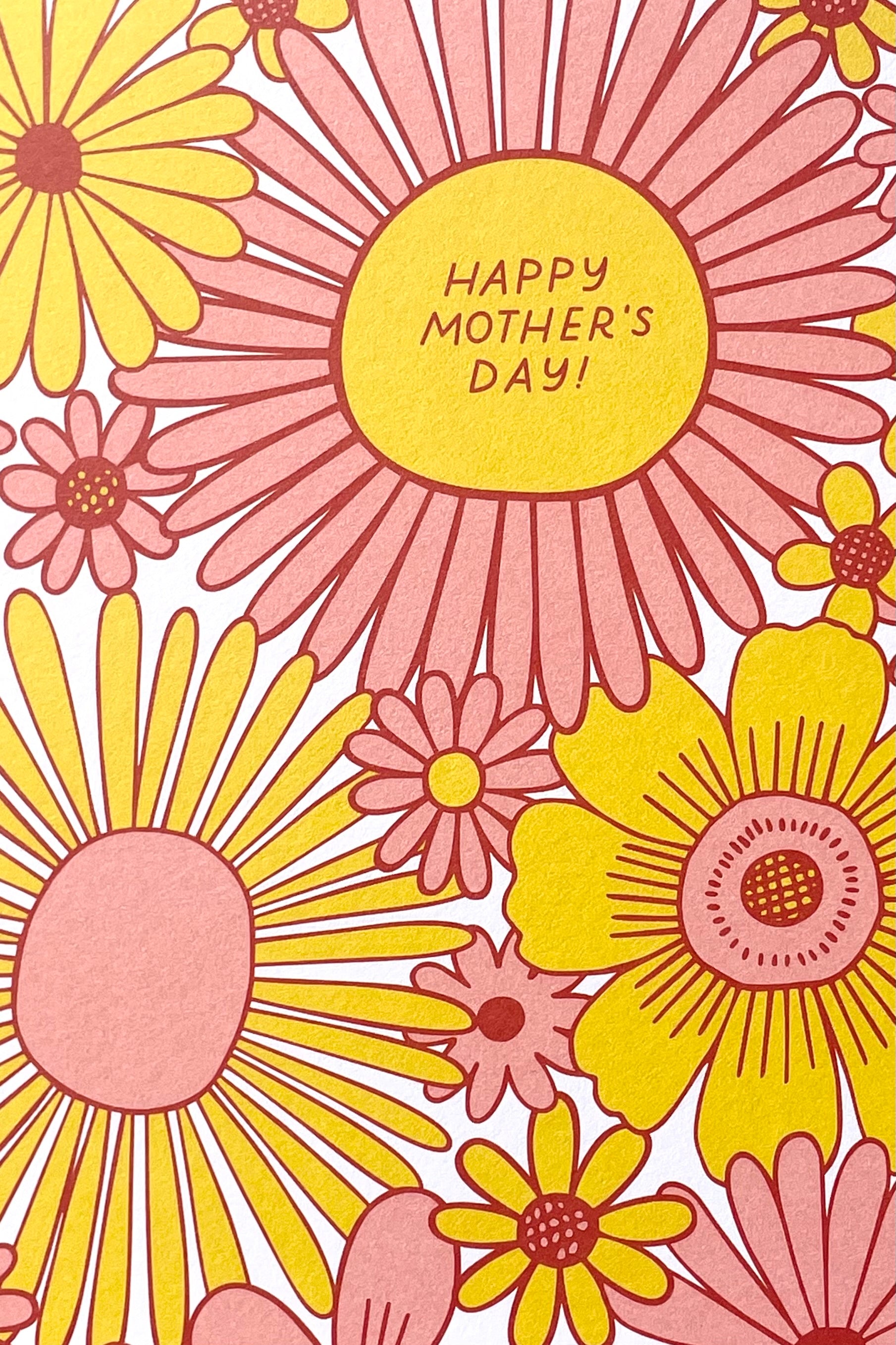 A detailed view of the front of Daisy Mother's Day Card