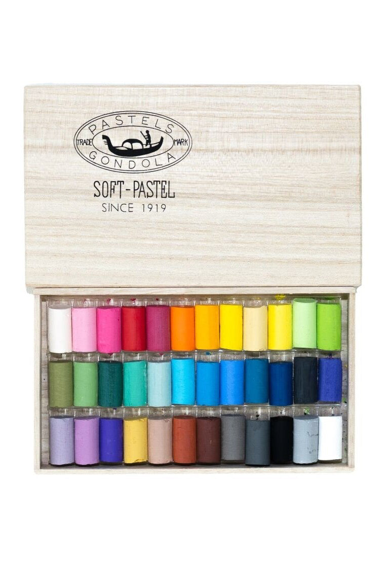Set of Ohkan Kagaku Kogyosyo (Kyoto Gondola Pastels) 36 colors in a wooden box with 'Pastels Gondola' branding. ©Sweet Bella