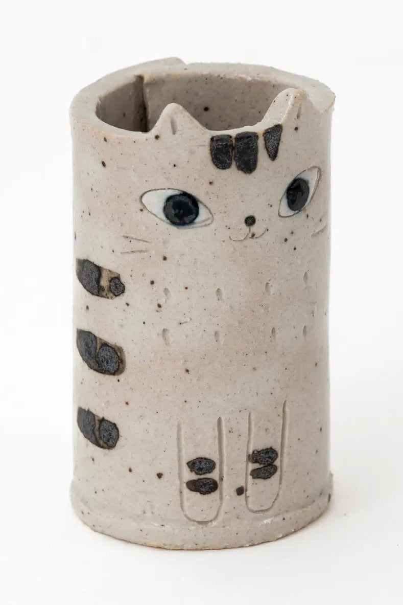 Handmade Ceramic White Cat Mini Vase ©Great Zakka