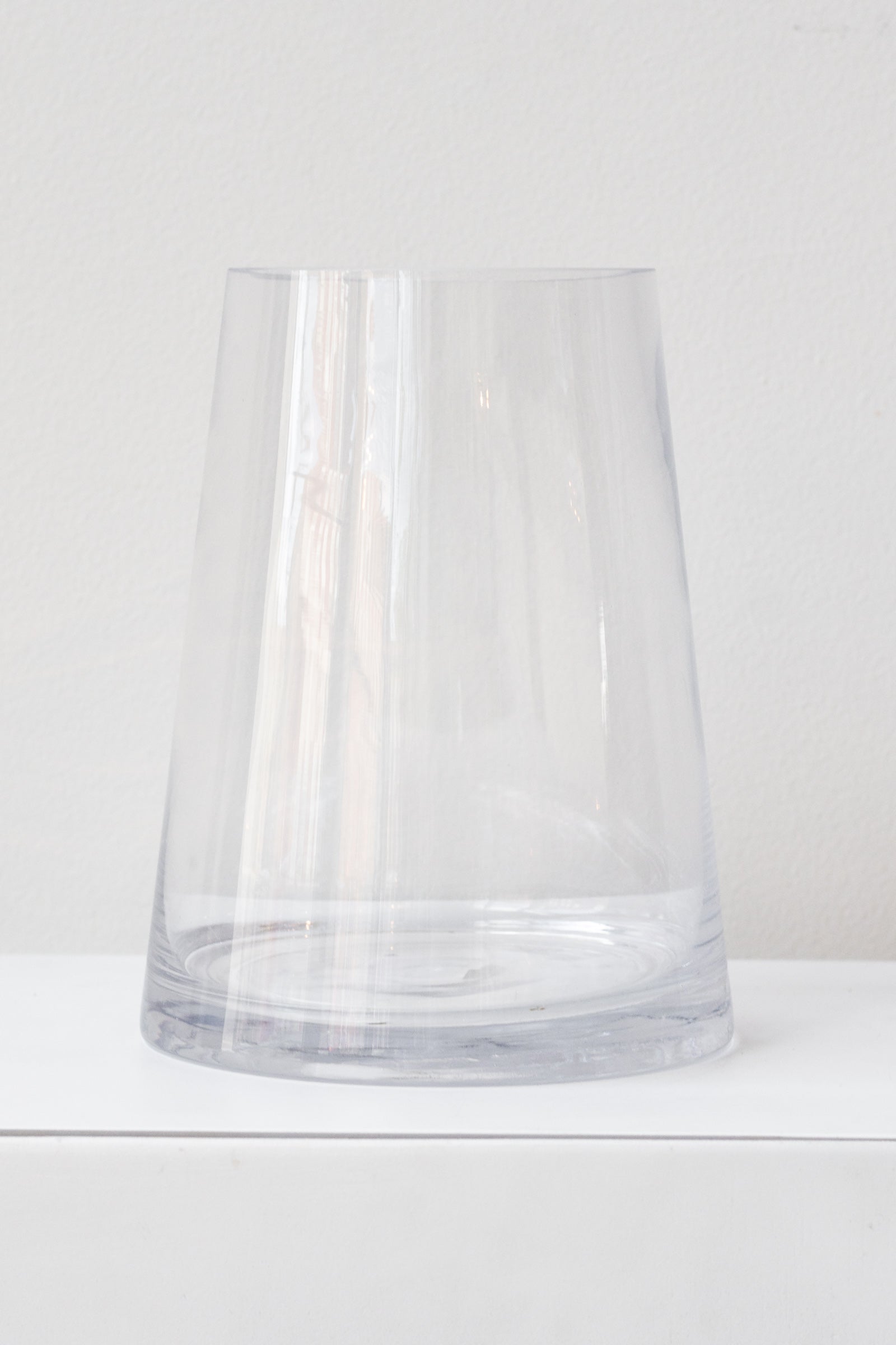Reverse Taper Round Bottom Vase clear glass 7h x 5.5w x 3.5