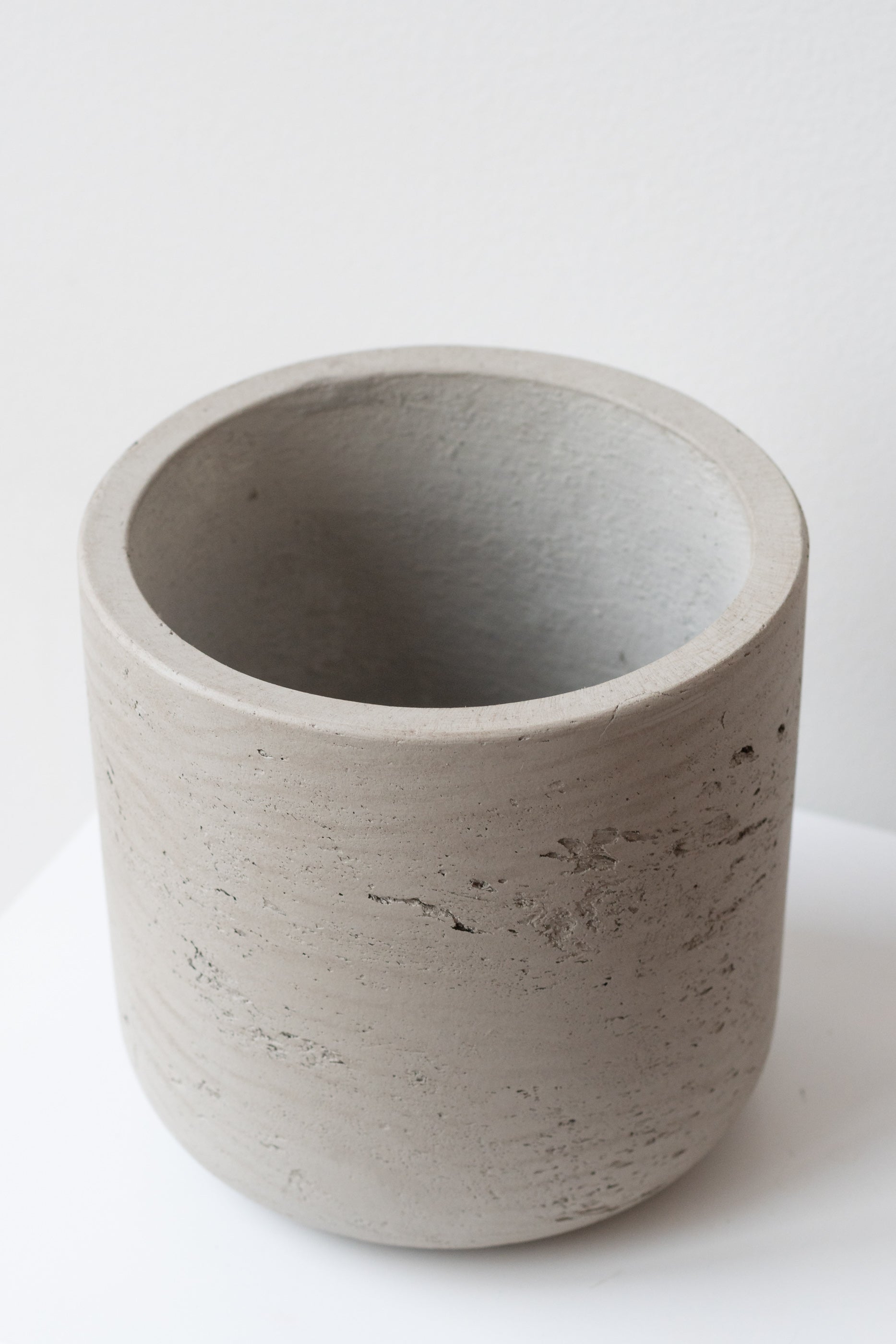 Charlie Pot Grey Washed Small