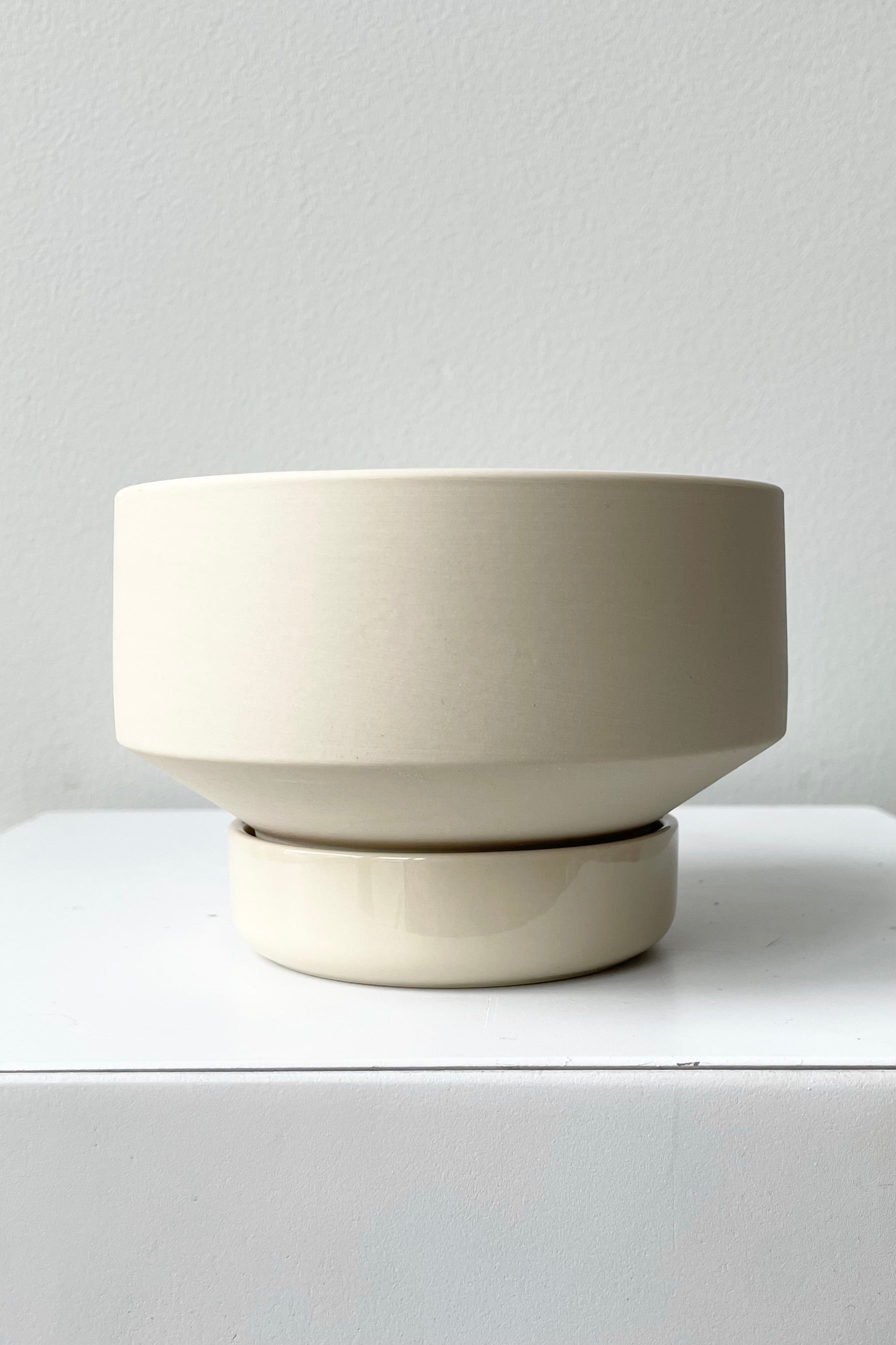 Collectors Gro Pot Smal in Clay color.