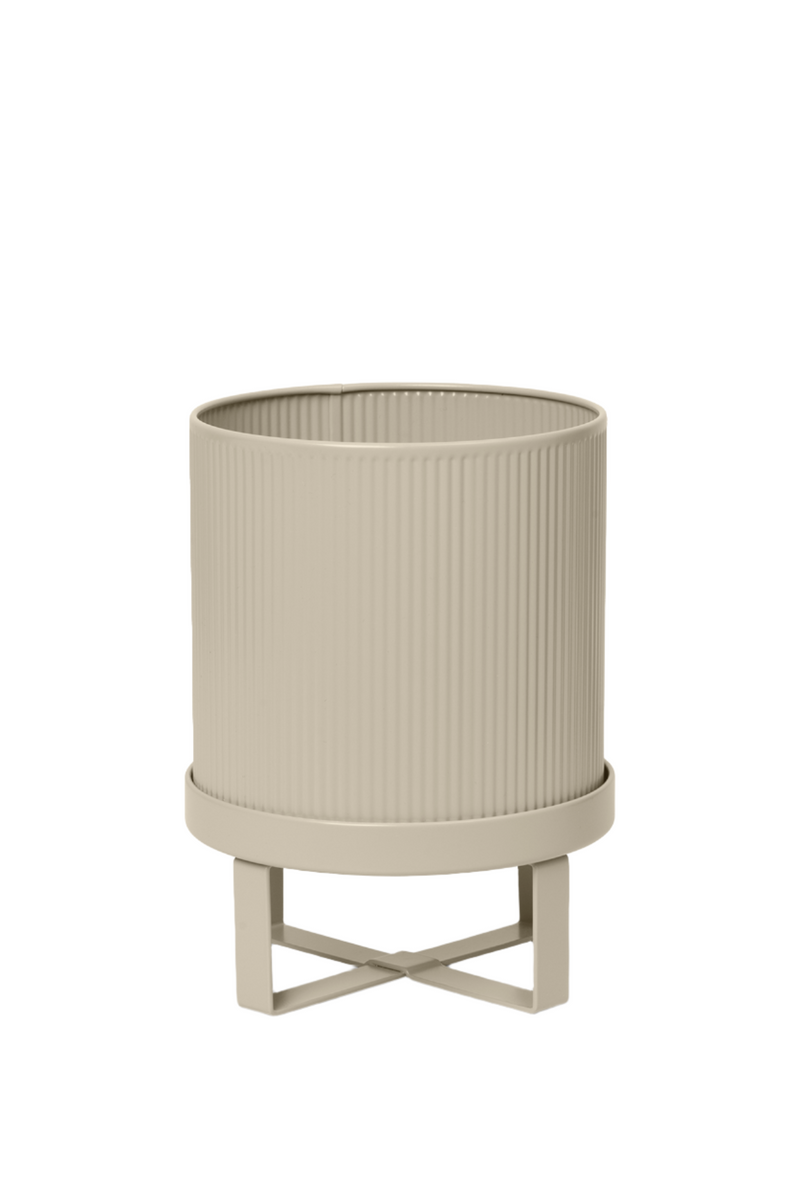 Small Cashmere Bau Pot by Ferm Living empty and viewed from the side.