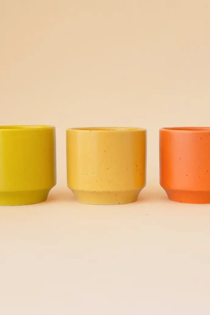 Honey Parker Planter 3" ceramic cups on a beige background ©Jungle Club