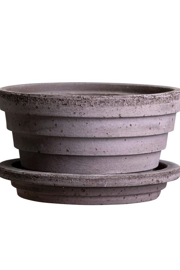 The Mars Planet pot in Grey by Bergs Potter