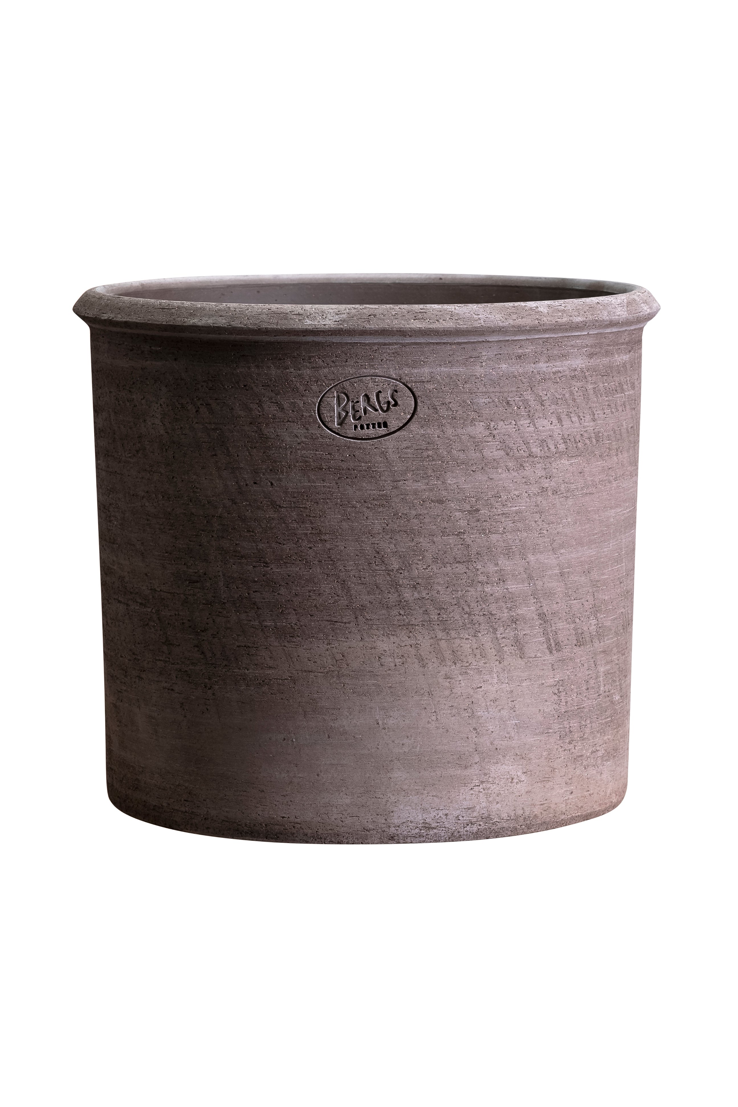 Bergs Potter Raw gray Modena planter on a white background ©Bergs Potter