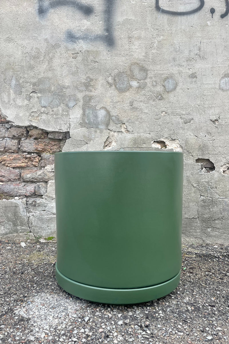 Solid Cylinder & Saucer forest green 16"