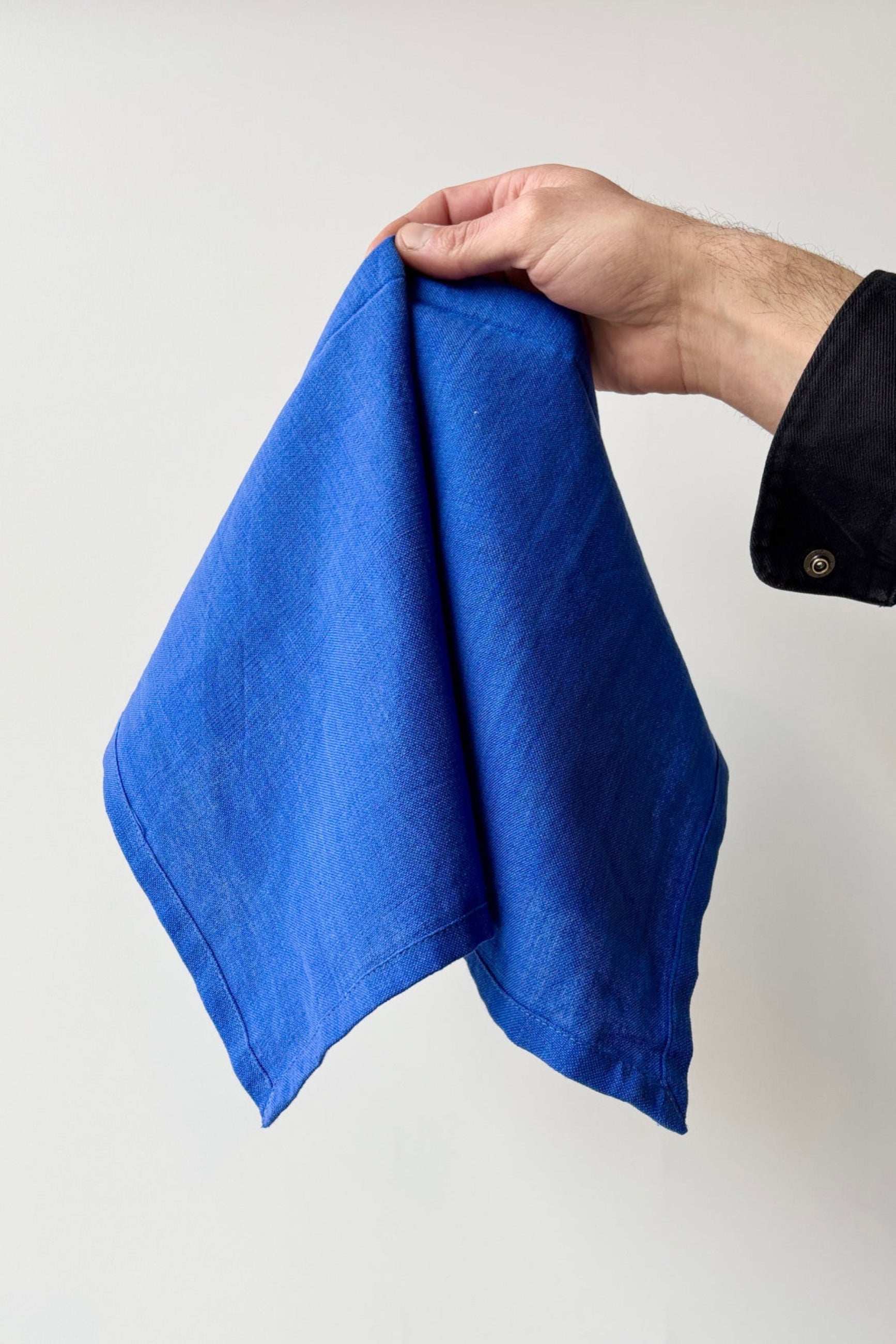 100% cotton, homespun, handwoven napkin in color royal blue against a white backgound ©Sprout Home