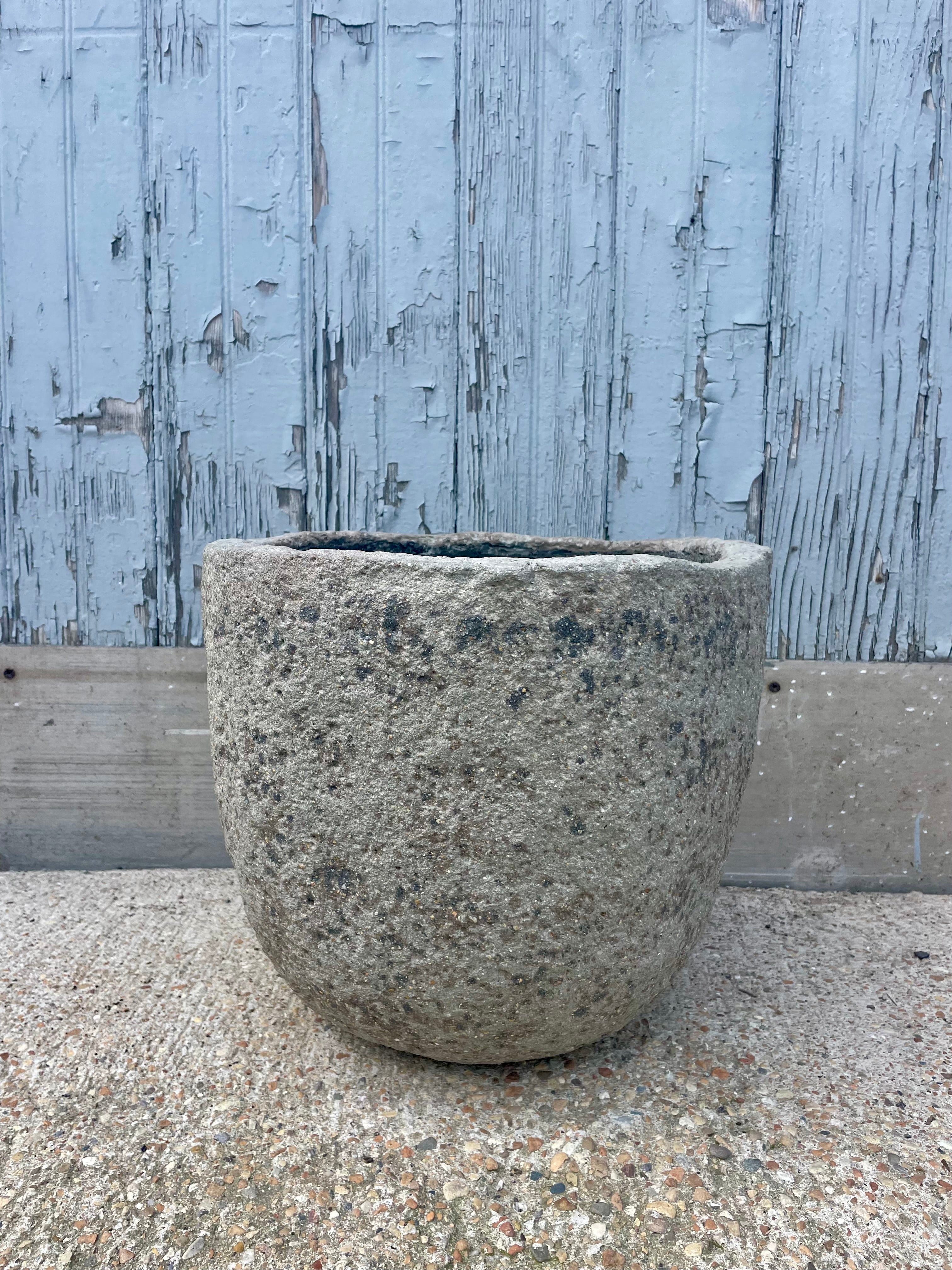 Mt. Russell Pot Diorite Grey small