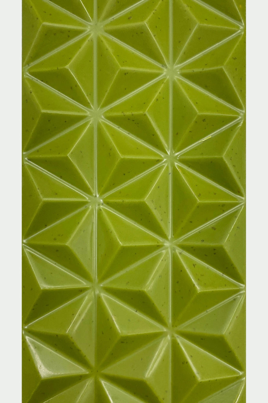 Green geometric tile pattern on the Matcha Chocolate bar on a white background ©Deux Cranes