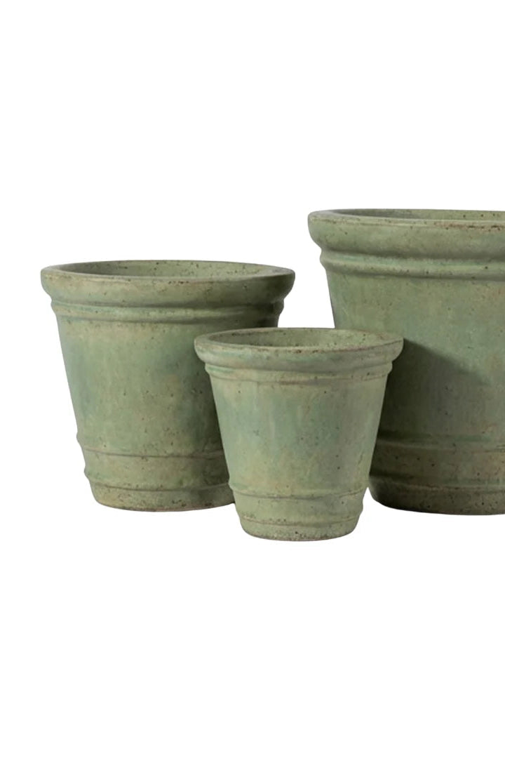 Lainey Sage pots on a white background ©Anamese