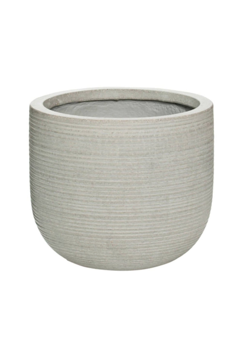 Pottery Pots Cody Light Grey with horizontal Ridges pot against white