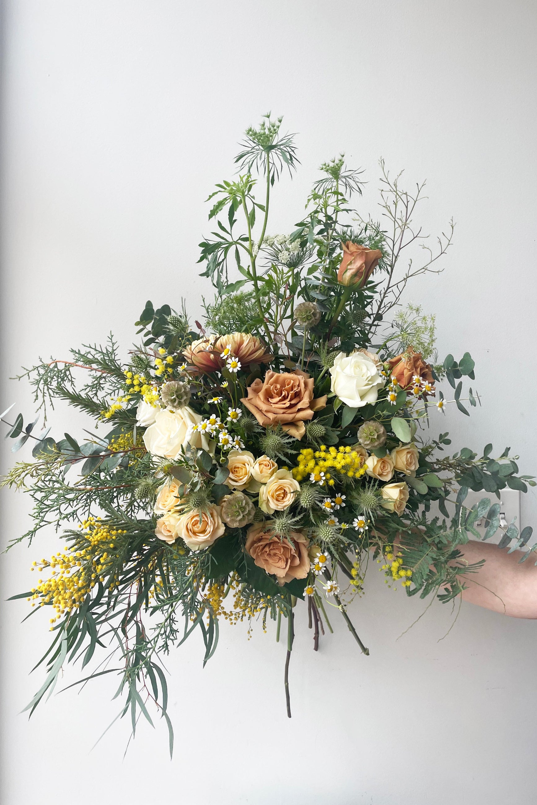 An example of fresh Floral Arrangement Champagne Toast with toffee roses and cream garden roses from Sprout Home Floral in Chicago ©Sprout Home #size_$200 