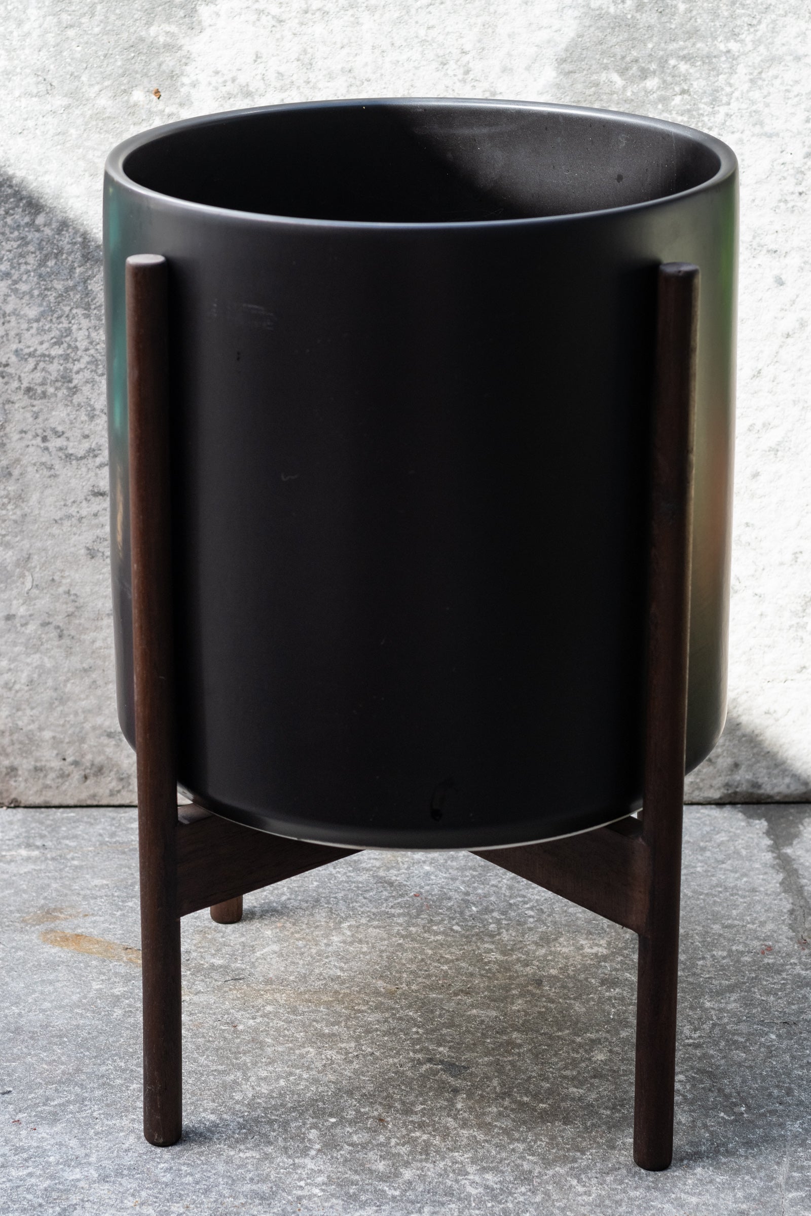 The 14" Black Cylinder w/ Dark Teak Stand