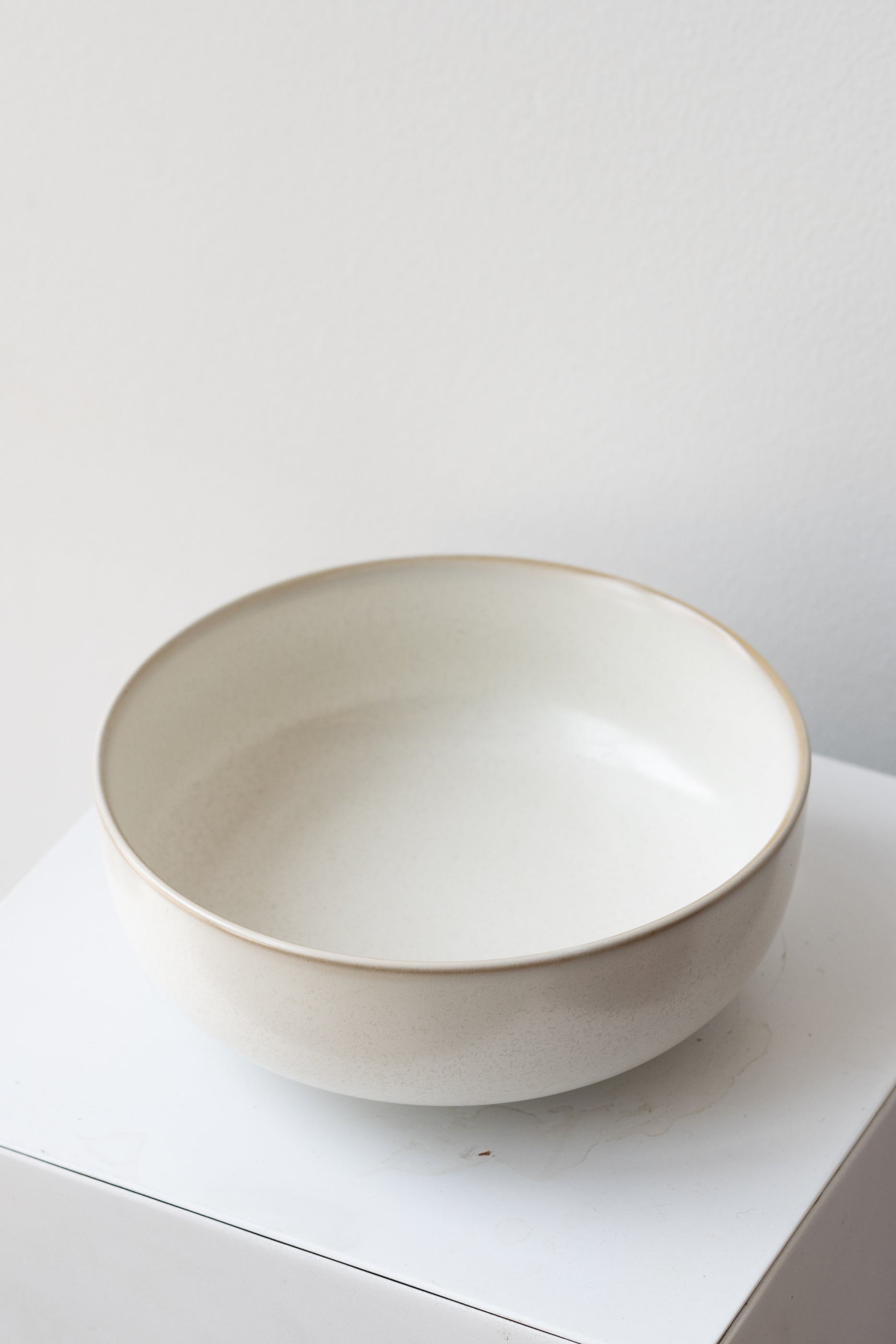 Sekki Bowl cream medium by Ferm Living in front of white background