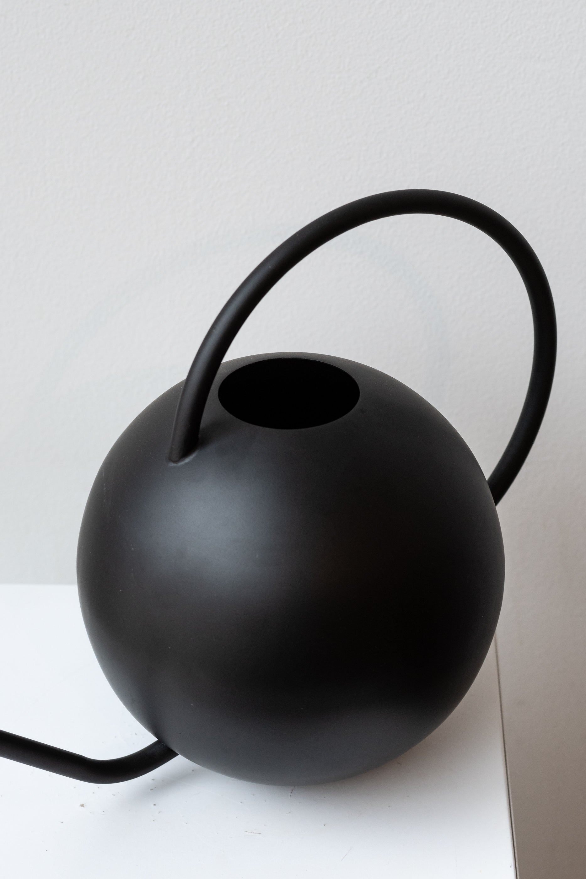 Black Matte Metal Round Watering Can