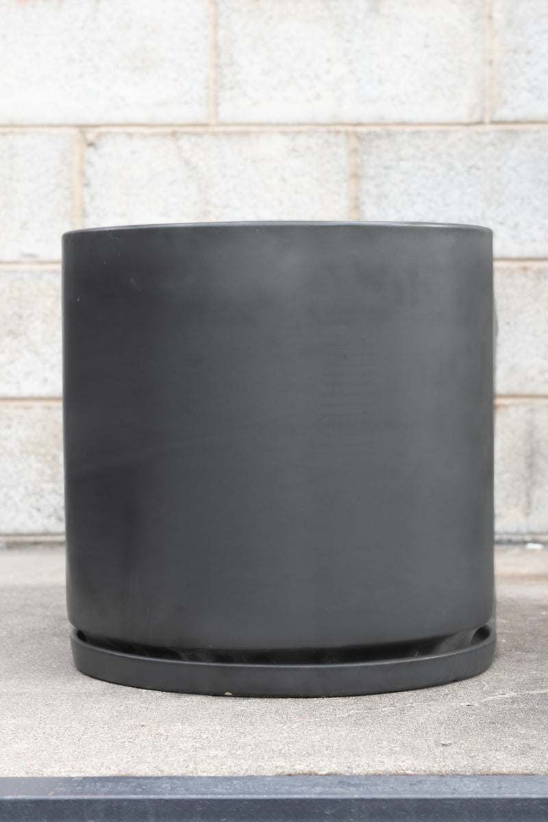 Solna Cylinder & Saucer charcoal 14.5"