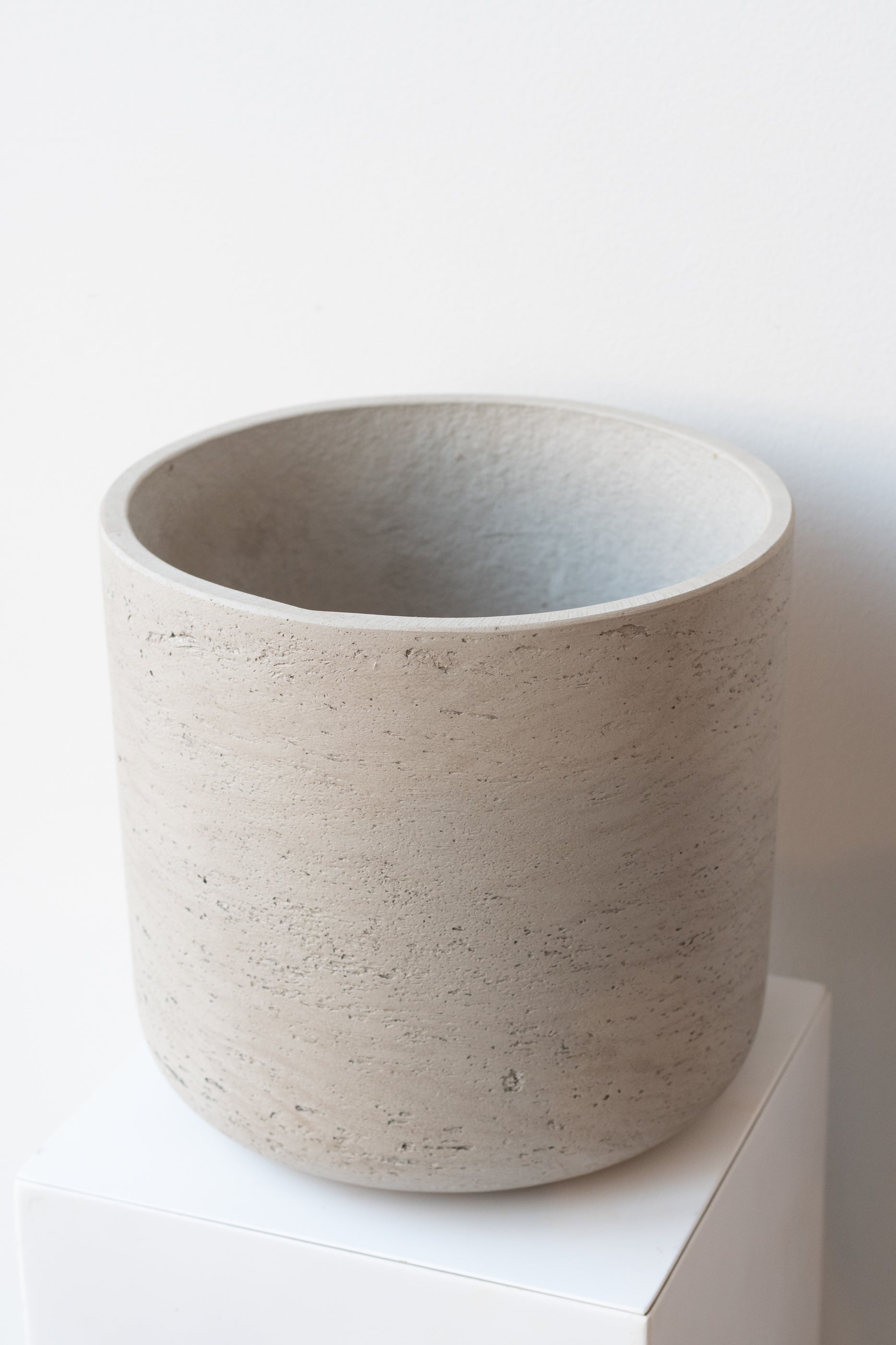 Charlie Pot Grey Washed Large