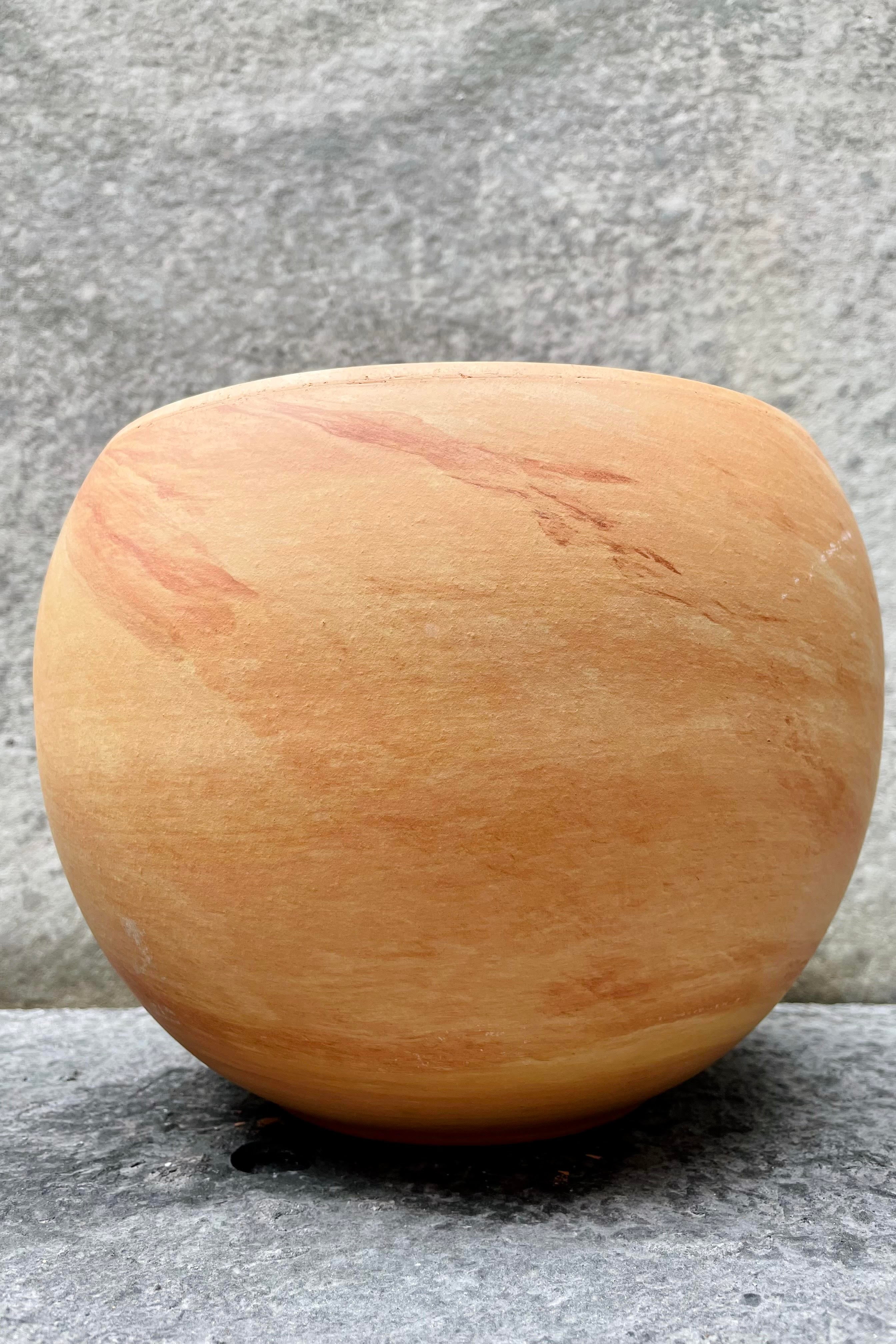 Luna Sphere Pot Light Marble 9"