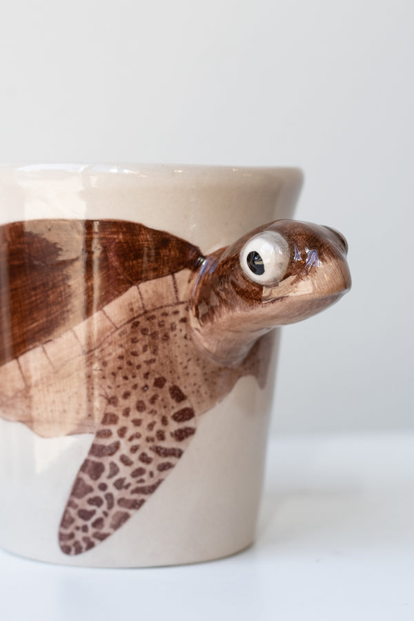 Mug sea turtle