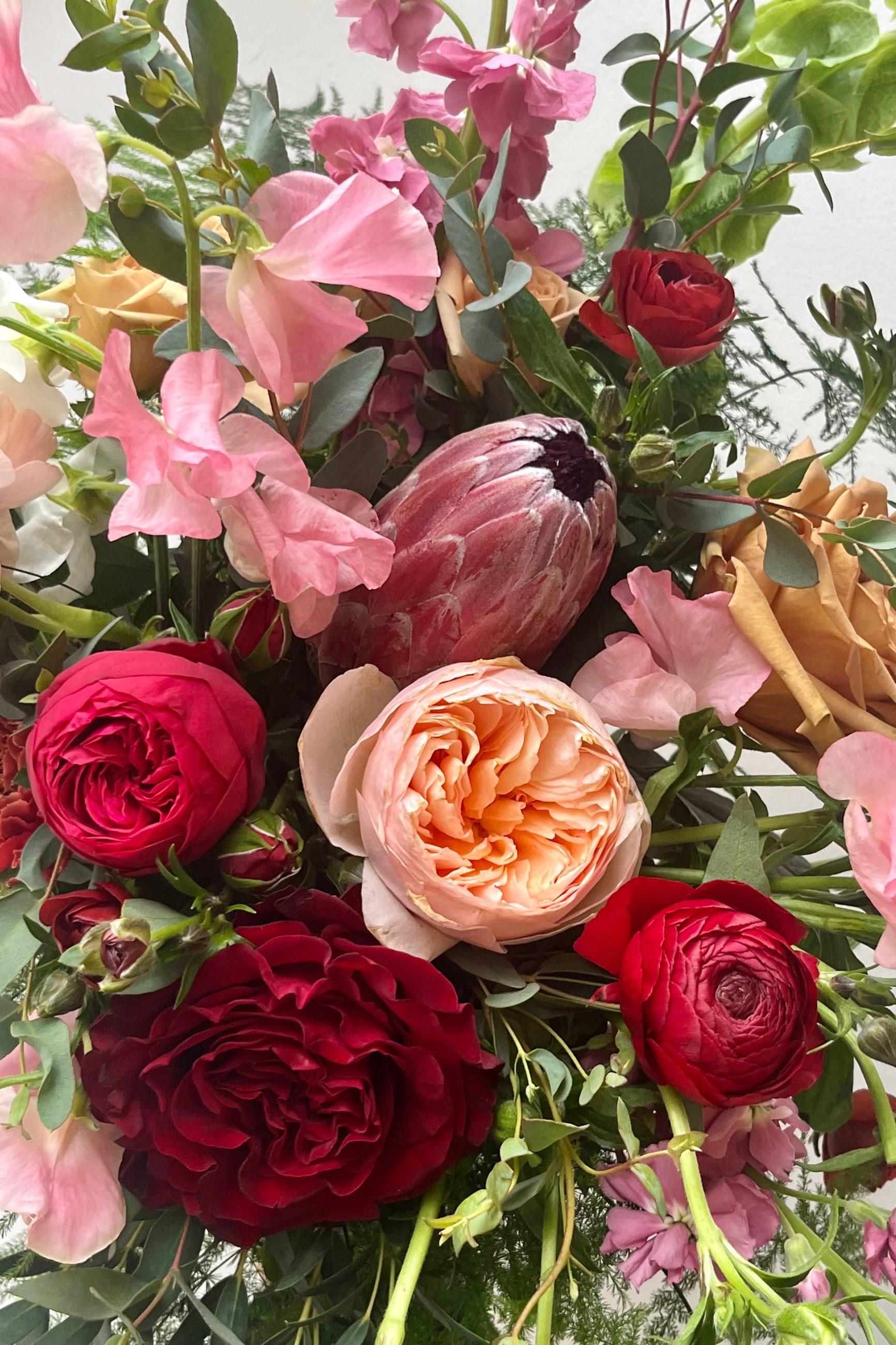 A detail shot of the flowers in fresh Floral Arrangement Modern Love from Sprout Home Floral in Chicago for Valentine's Day  ©Sprout Home #size_PLP