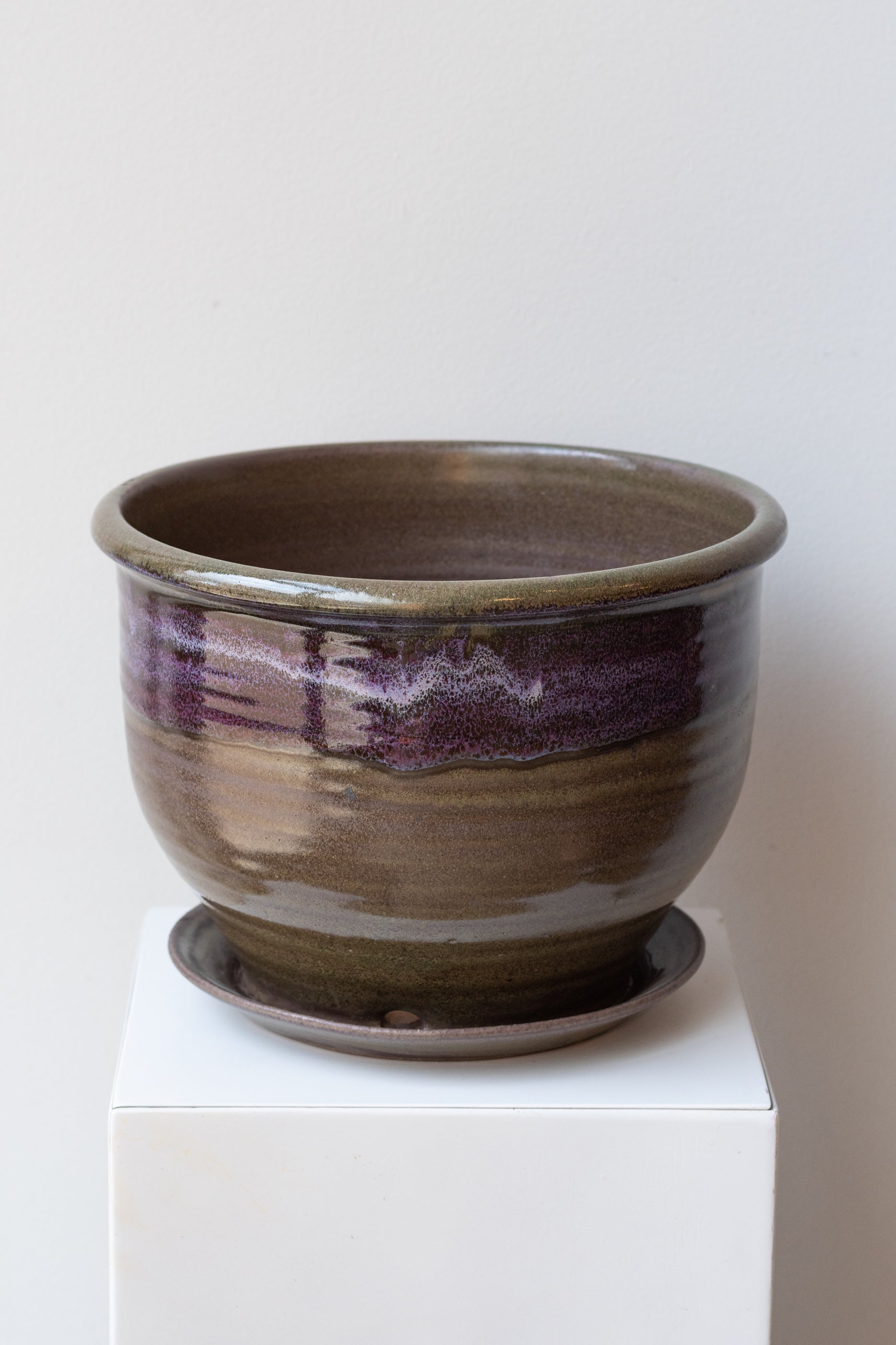 Planter Moss & Lilac Glaze 10"