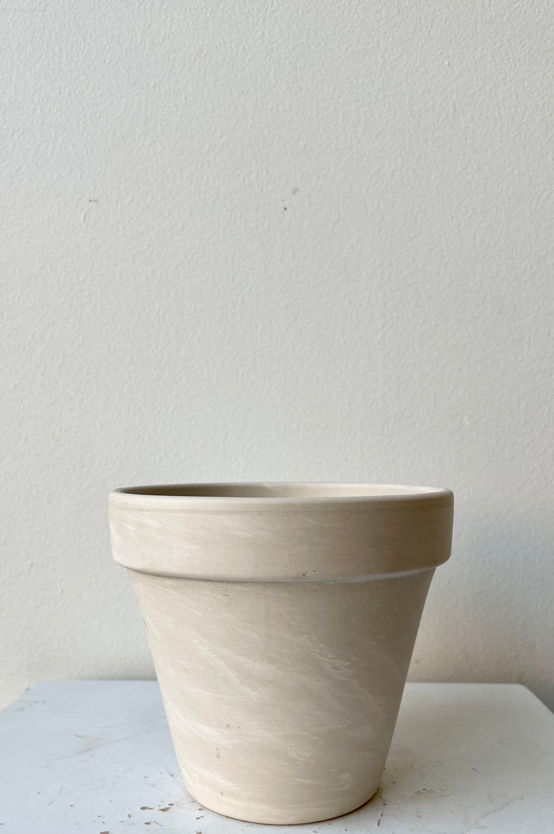 The Clay Pot granite 4" sits against a white backdrop.